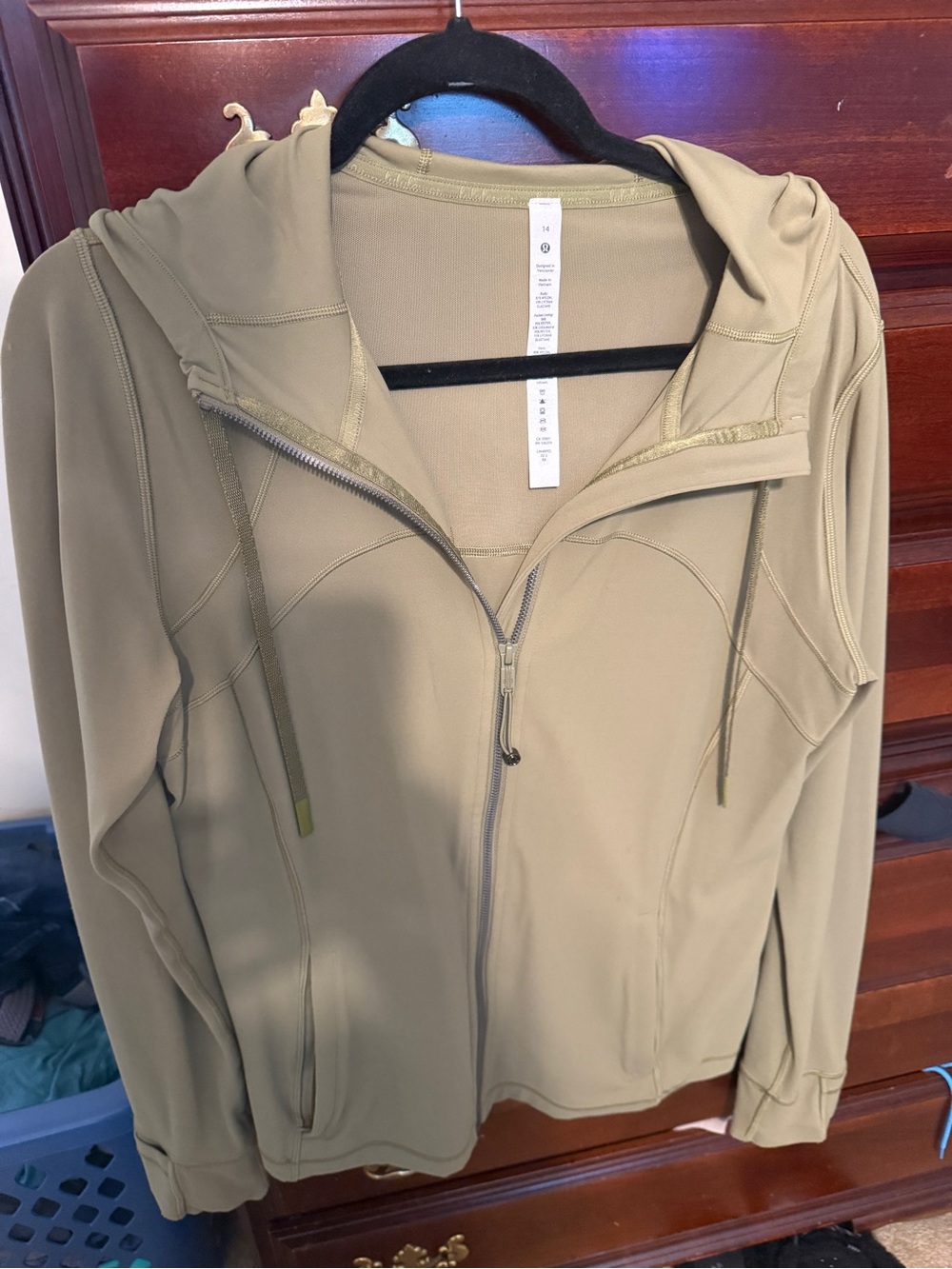 Lululemon Olive Green Hooded Define Jacket Full Zip
